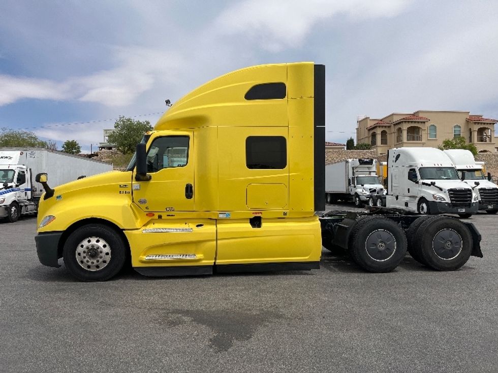 Sleeper Tractor-Heavy Duty Tractors-International-2022-LT625-El Paso-TX-648,232\n\t\tmiles-$ 37,250 - Image 4