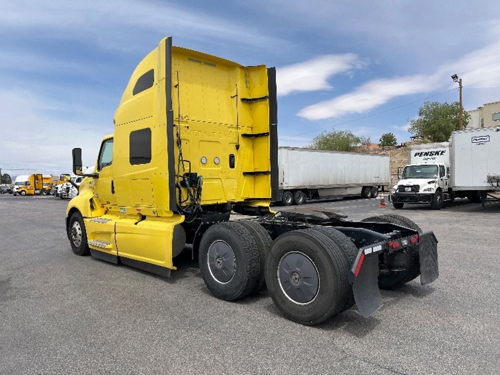 Sleeper Tractor-Heavy Duty Tractors-International-2022-LT625-El Paso-TX-648,232\n\t\tmiles-$ 37,250 - Image 5