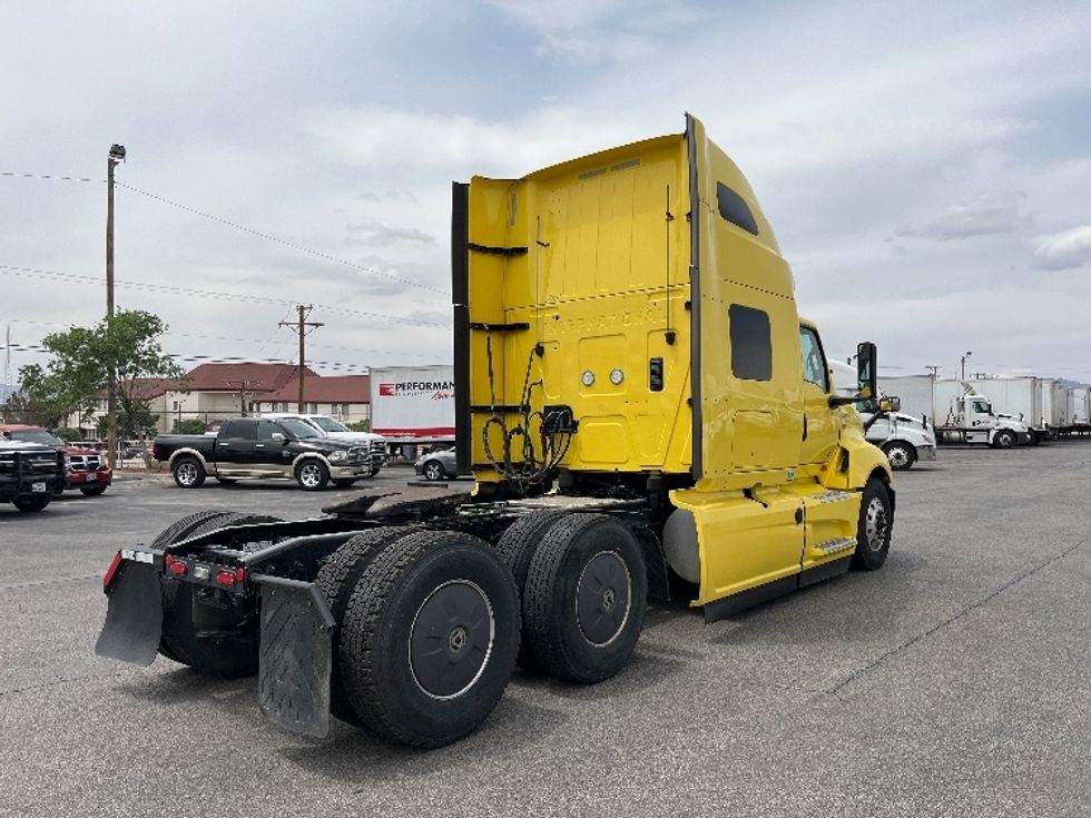 Sleeper Tractor-Heavy Duty Tractors-International-2022-LT625-El Paso-TX-648,232\n\t\tmiles-$ 37,250 - Image 7