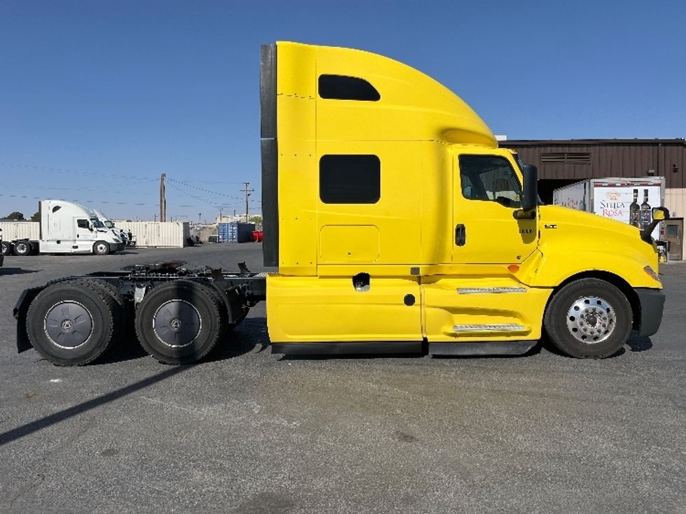 Sleeper Tractor-Heavy Duty Tractors-International-2022-LT625-El Paso-TX-649,196\n\t\tmiles-$ 34,750 - Image 8