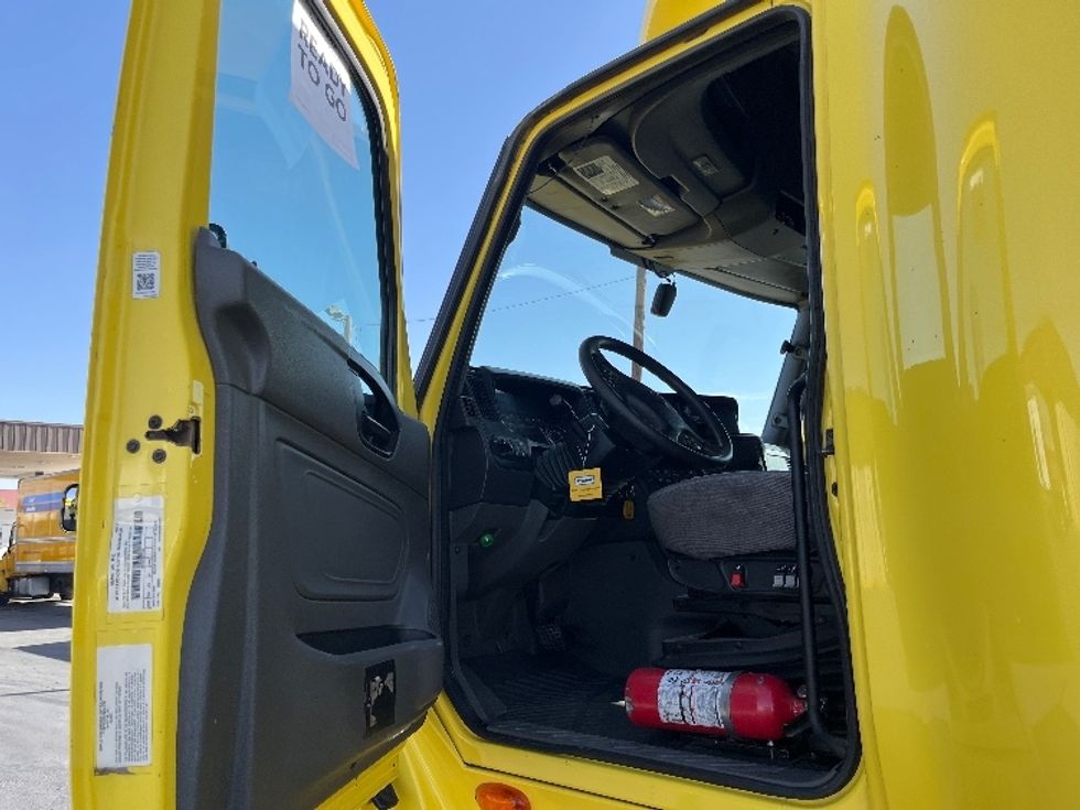 Sleeper Tractor-Heavy Duty Tractors-International-2022-LT625-El Paso-TX-649,196\n\t\tmiles-$ 34,750 - Image 9