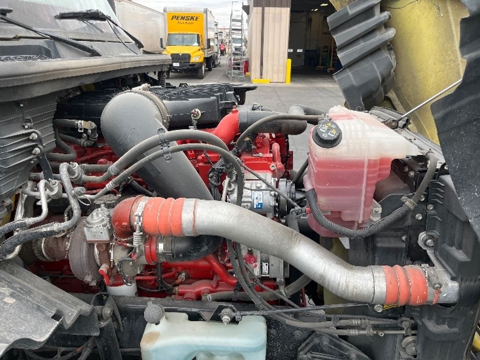 Sleeper Tractor-Heavy Duty Tractors-International-2022-LT625-El Paso-TX-675,050\n\t\tmiles-$ 34,250 - Image 20