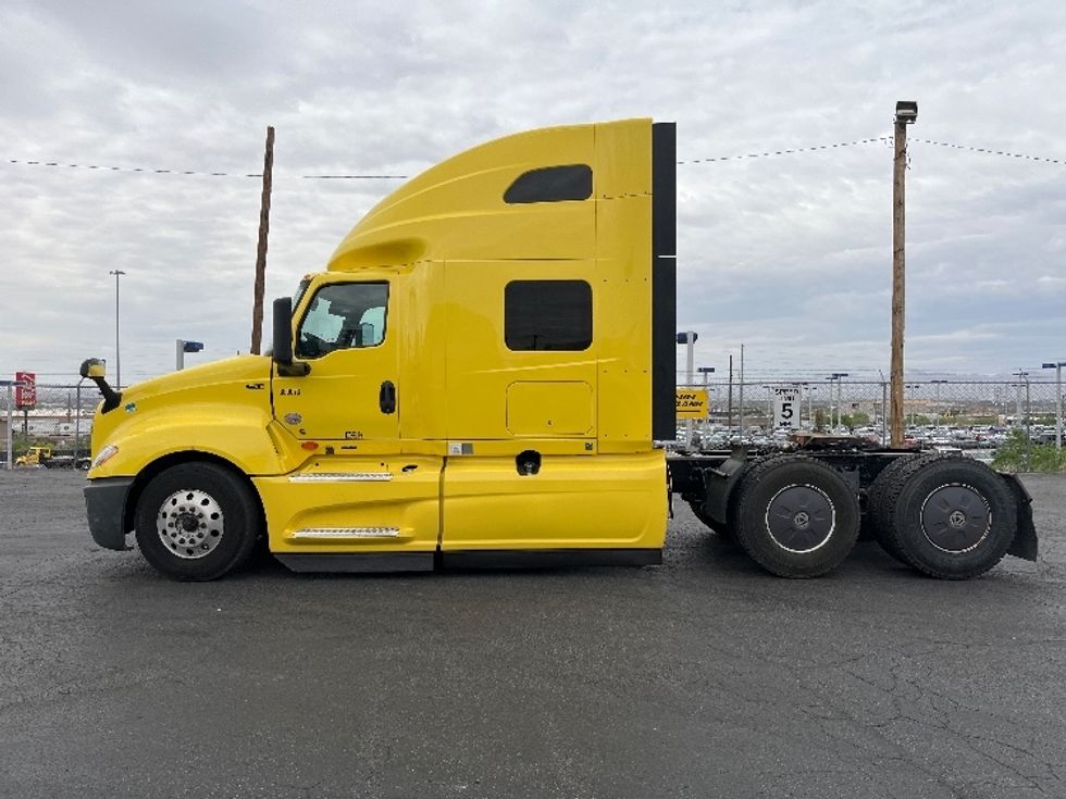 Sleeper Tractor-Heavy Duty Tractors-International-2022-LT625-El Paso-TX-675,050\n\t\tmiles-$ 34,250 - Image 4