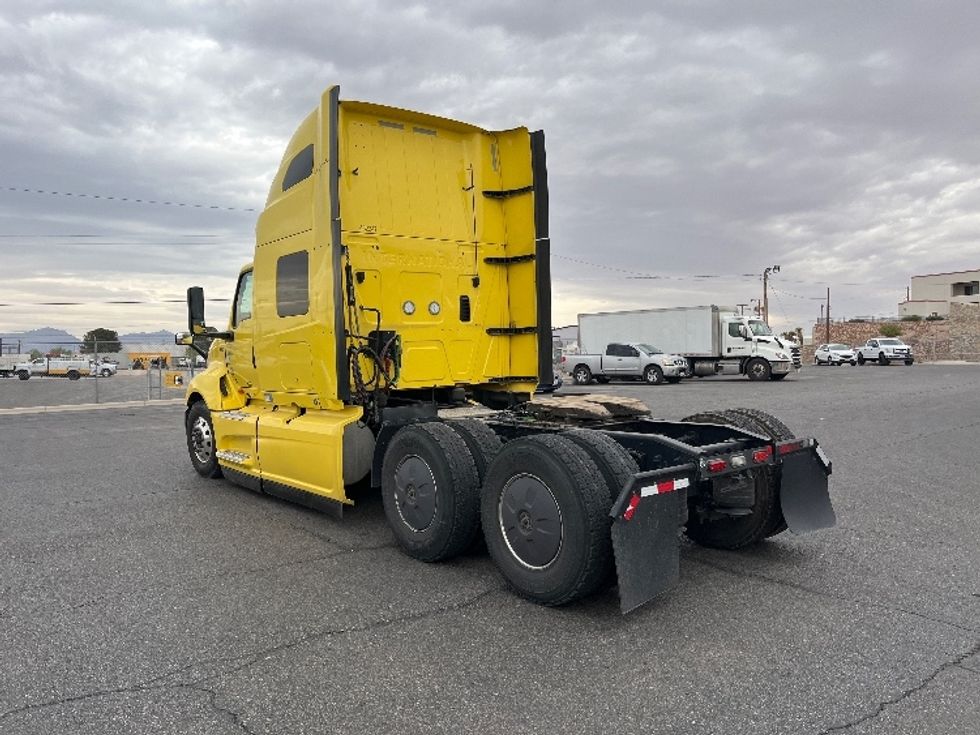 Sleeper Tractor-Heavy Duty Tractors-International-2022-LT625-El Paso-TX-689,455\n\t\tmiles-$ 32,750 - Image 5