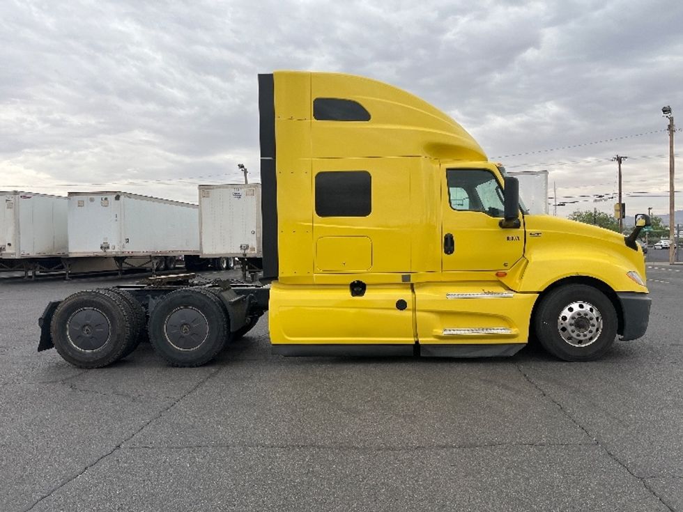 Sleeper Tractor-Heavy Duty Tractors-International-2022-LT625-El Paso-TX-689,455\n\t\tmiles-$ 32,750 - Image 8