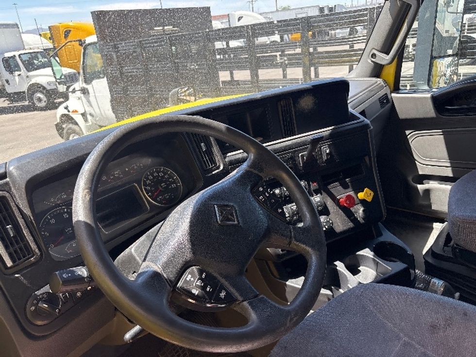 Sleeper Tractor-Heavy Duty Tractors-International-2022-LT625-El Paso-TX-693,531\n\t\tmiles-$ 32,250 - Image 10