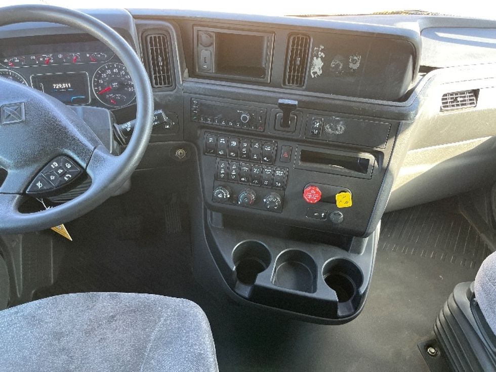 Sleeper Tractor-Heavy Duty Tractors-International-2022-LT625-El Paso-TX-729,512\n\t\tmiles-$ 30,000 - Image 12