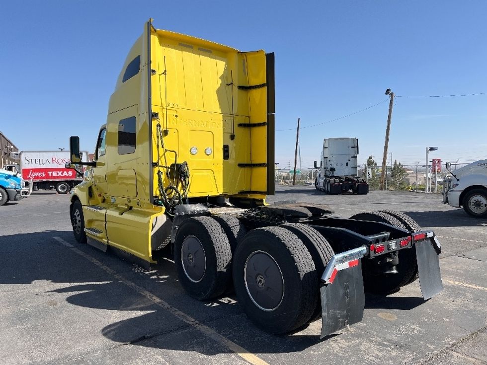 Sleeper Tractor-Heavy Duty Tractors-International-2022-LT625-El Paso-TX-729,512\n\t\tmiles-$ 30,000 - Image 5