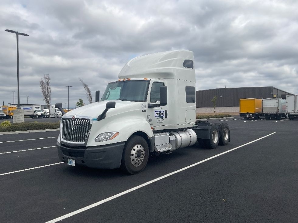 Sleeper Tractor-Heavy Duty Tractors-International-2022-LT625-Everett-WA-445,652\n\t\tmiles-$ 52,000 - Image 3