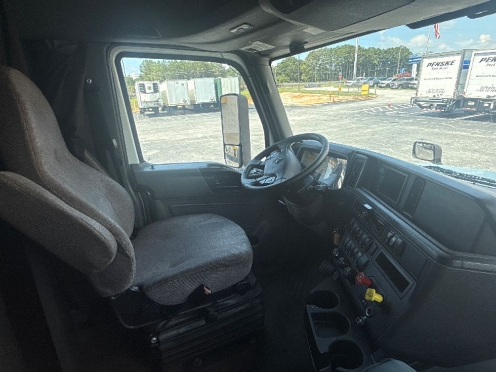 Sleeper Tractor-Heavy Duty Tractors-International-2022-LT625-Forest Park-GA-414,329\n\t\tmiles-$ 64,250 - Image 15