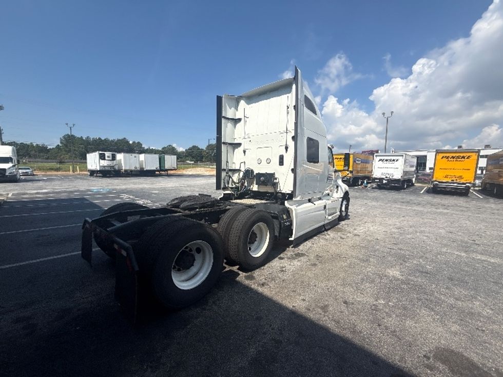 Sleeper Tractor-Heavy Duty Tractors-International-2022-LT625-Forest Park-GA-414,329\n\t\tmiles-$ 64,250 - Image 7