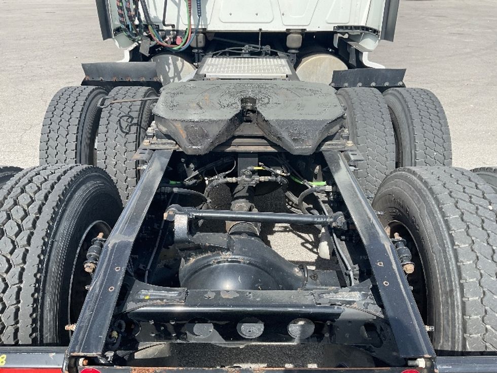Sleeper Tractor-Heavy Duty Tractors-International-2022-LT625-Fort Wayne-IN-404,675\n\t\tmiles-$ 62,750 - Image 6
