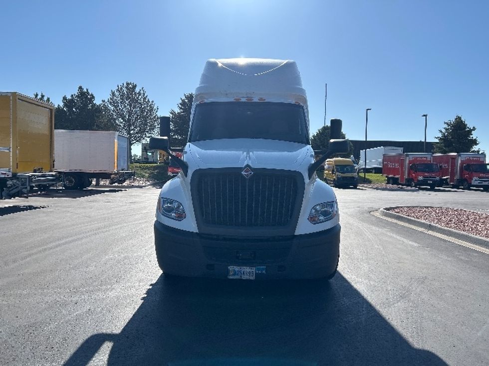 2022 International LT625 LT photo 2