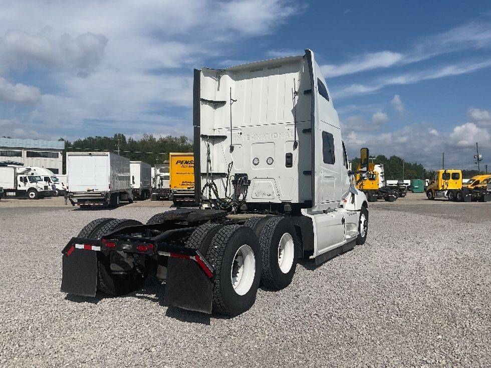 Sleeper Tractor-Heavy Duty Tractors-International-2022-LT625-Homewood-AL-378,764\n\t\tmiles-$ 68,500 - Image 7
