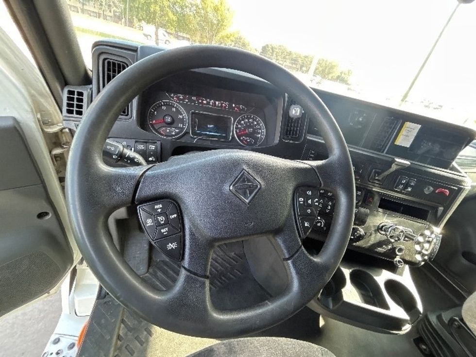 Sleeper Tractor-Heavy Duty Tractors-International-2022-LT625-Houston-TX-448,968\n\t\tmiles-$ 59,750 - Image 10