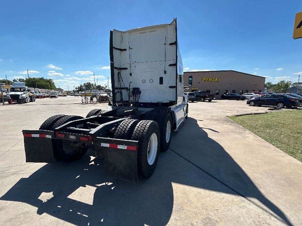 Sleeper Tractor-Heavy Duty Tractors-International-2022-LT625-Houston-TX-448,968\n\t\tmiles-$ 59,750 - Image 7