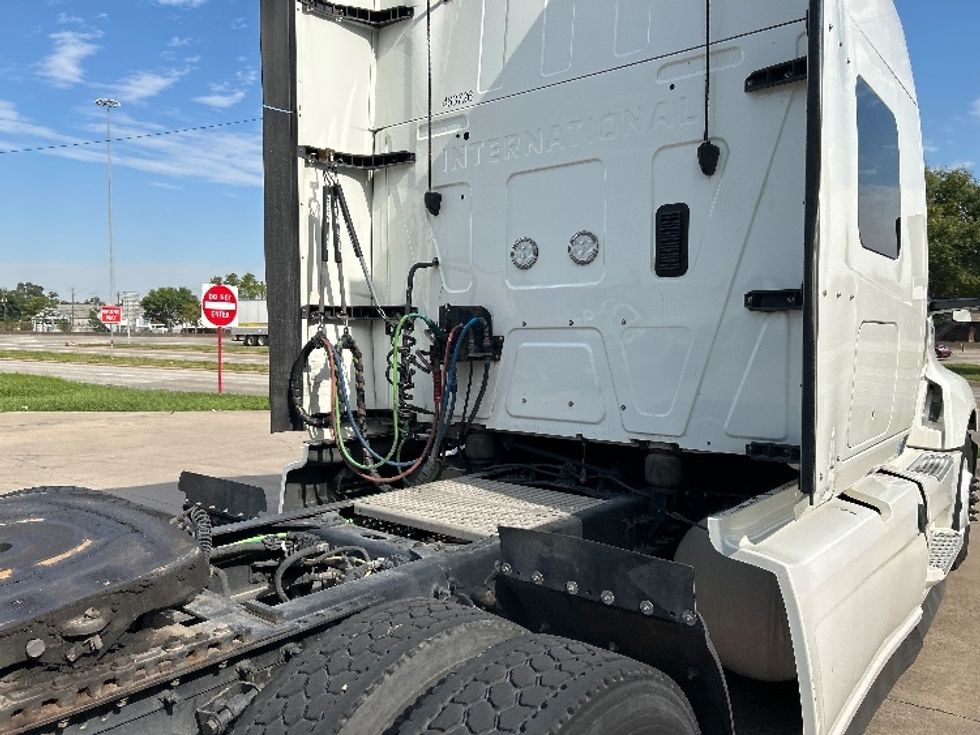 Sleeper Tractor-Heavy Duty Tractors-International-2022-LT625-Houston-TX-448,968\n\t\tmiles-$ 60,750 - Image 22
