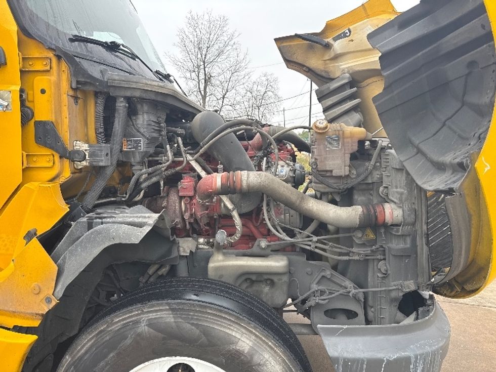 Sleeper Tractor-Heavy Duty Tractors-International-2022-LT625-Houston-TX-528,867\n\t\tmiles-$ 45,250 - Image 20