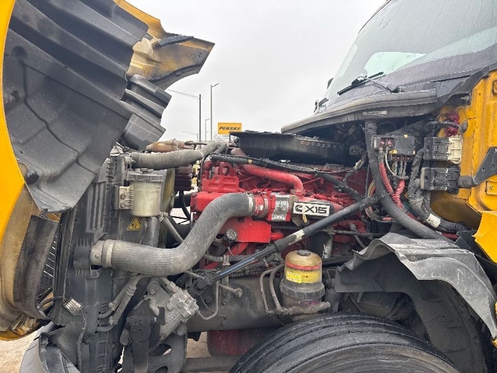 Sleeper Tractor-Heavy Duty Tractors-International-2022-LT625-Houston-TX-528,867\n\t\tmiles-$ 45,250 - Image 21