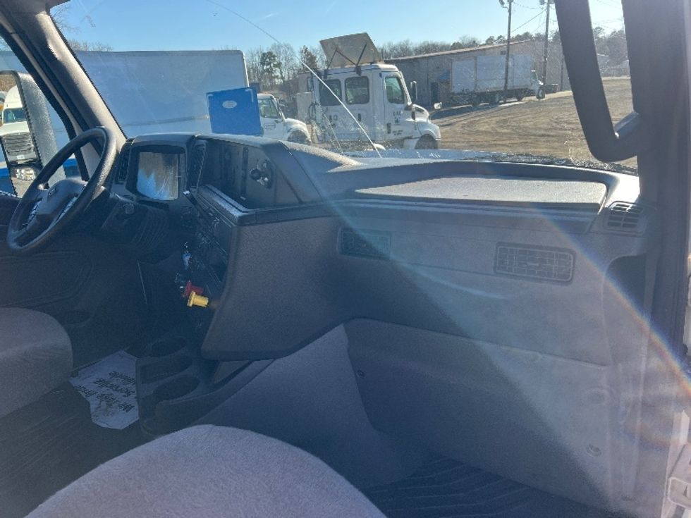 Sleeper Tractor-Heavy Duty Tractors-International-2022-LT625-Indian Trail-NC-271,232\n\t\tmiles-$ 71,000 - Image 14