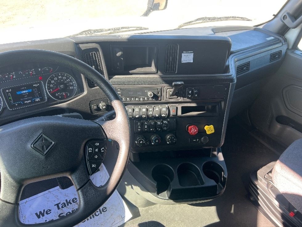 Sleeper Tractor-Heavy Duty Tractors-International-2022-LT625-Indian Trail-NC-278,419\n\t\tmiles-$ 71,750 - Image 11