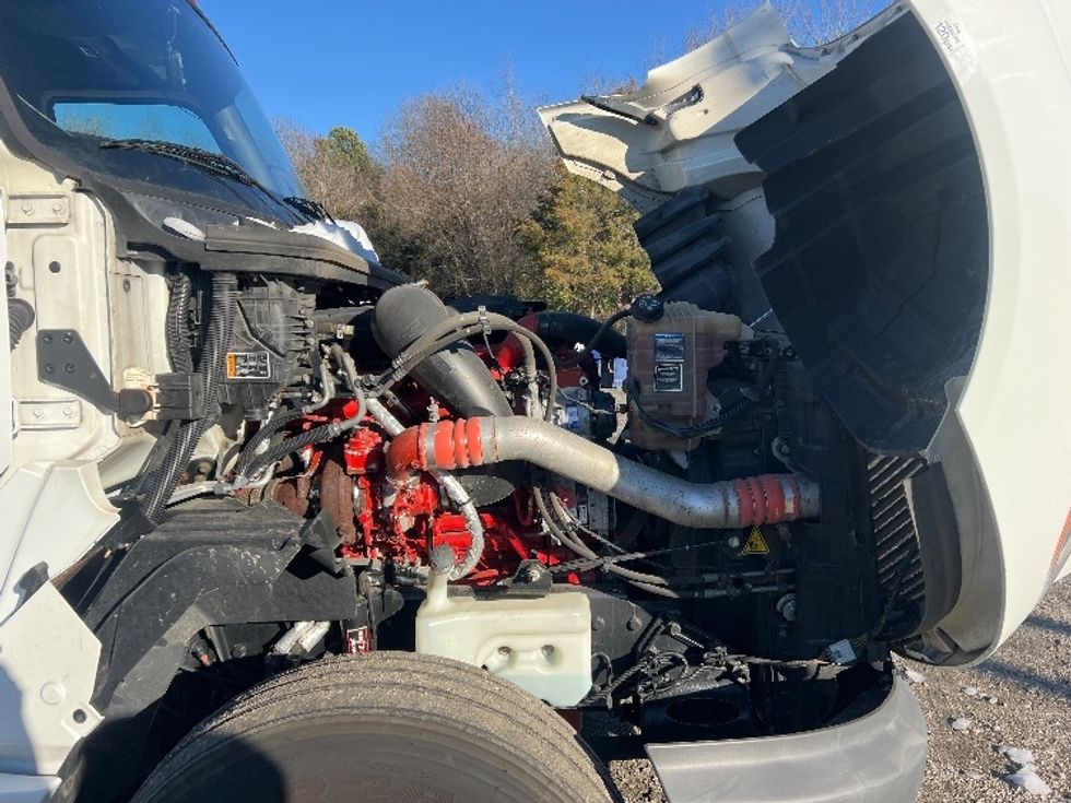 Sleeper Tractor-Heavy Duty Tractors-International-2022-LT625-Indian Trail-NC-393,632\n\t\tmiles-$ 61,250 - Image 20