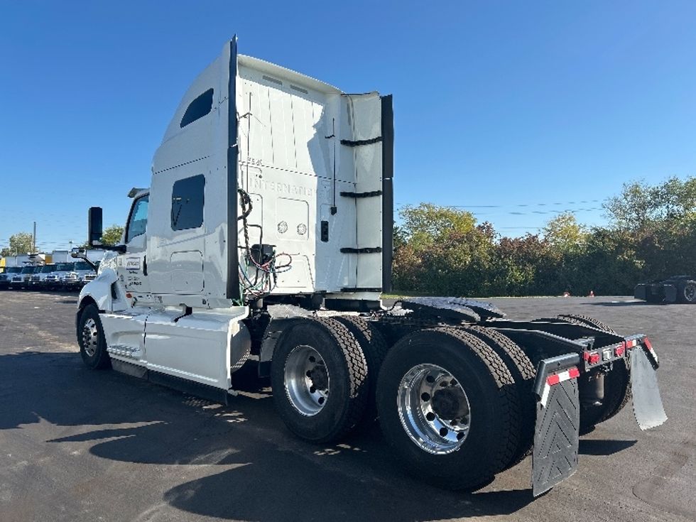 Sleeper Tractor-Heavy Duty Tractors-International-2022-LT625-Indianapolis-IN-436,366\n\t\tmiles-$ 61,000 - Image 5