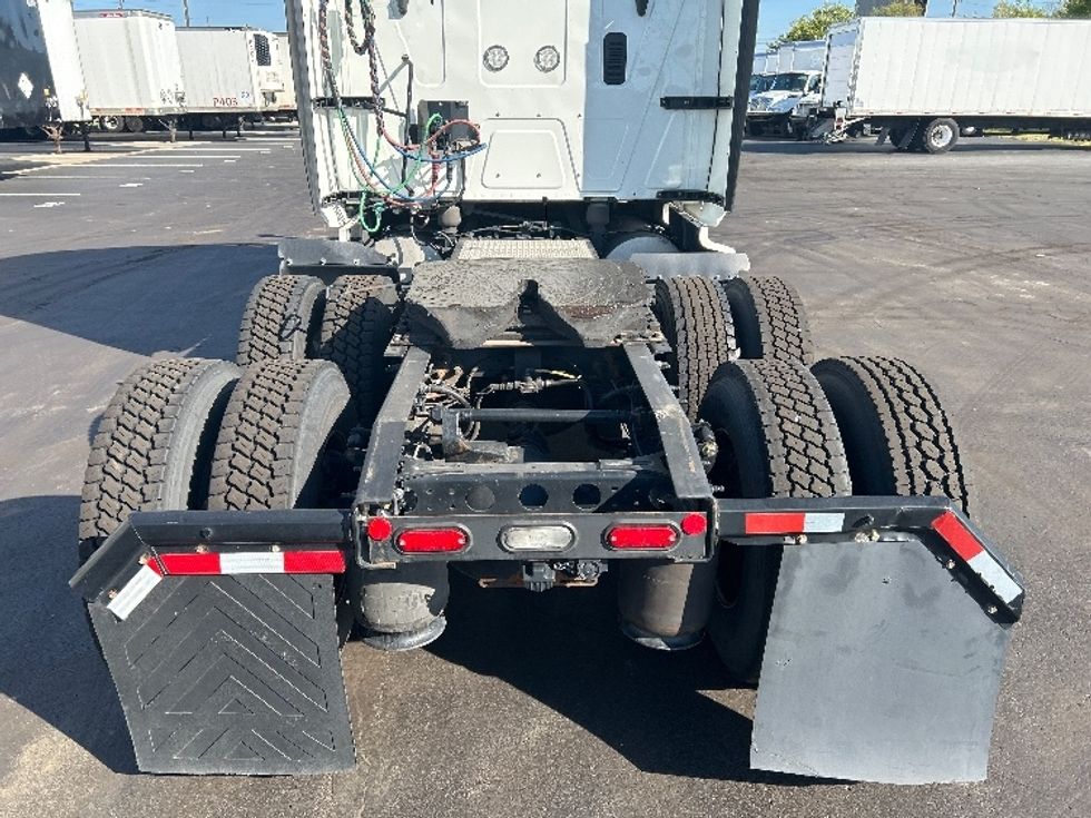 Sleeper Tractor-Heavy Duty Tractors-International-2022-LT625-Indianapolis-IN-436,366\n\t\tmiles-$ 61,000 - Image 6