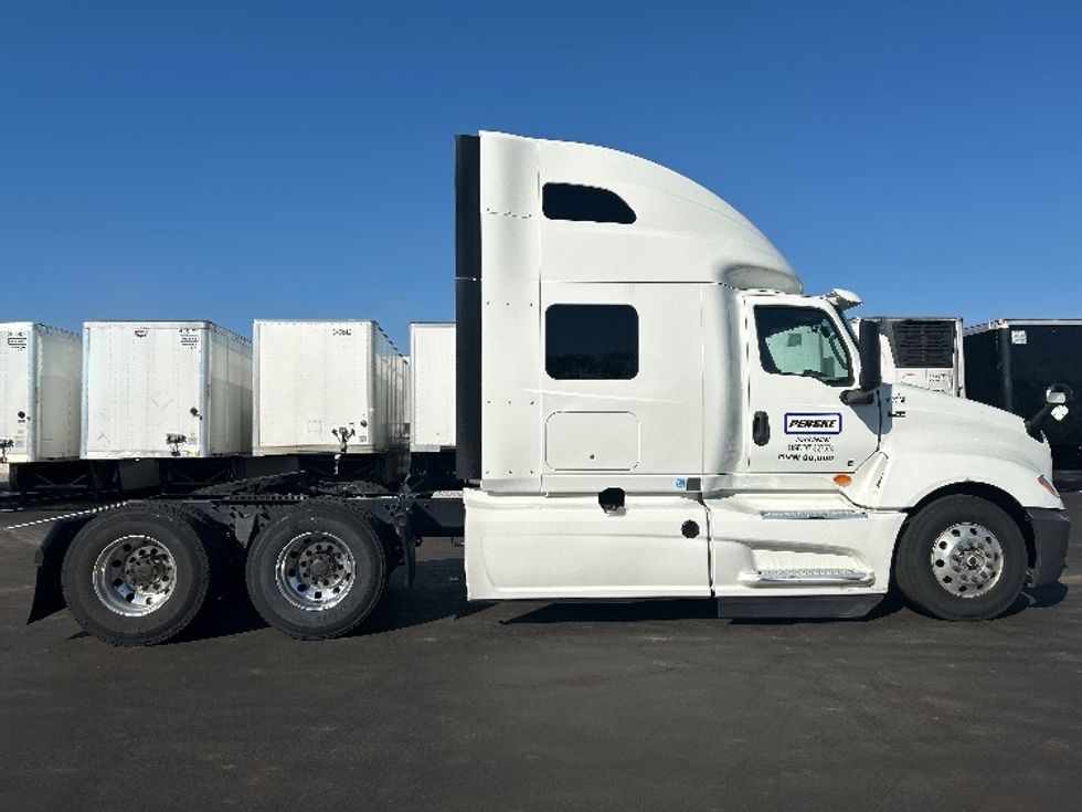 Sleeper Tractor-Heavy Duty Tractors-International-2022-LT625-Indianapolis-IN-436,366\n\t\tmiles-$ 61,000 - Image 8