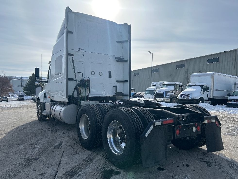 Sleeper Tractor-Heavy Duty Tractors-International-2022-LT625-Jessup-PA-491,586\n\t\tmiles-$ 51,250 - Image 5