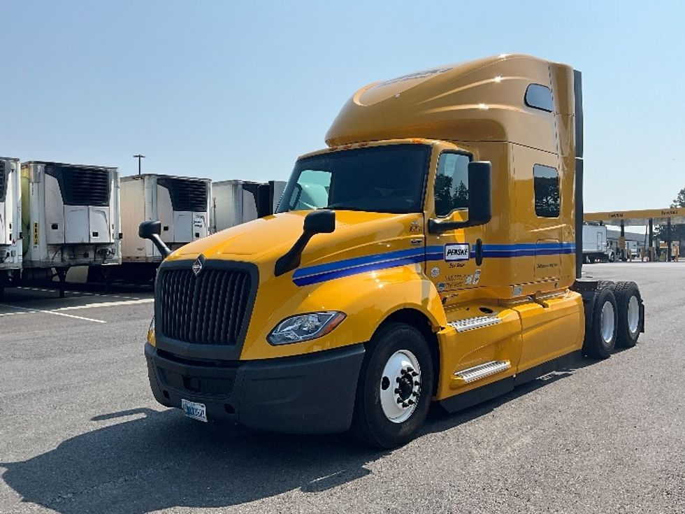 Sleeper Tractor-Heavy Duty Tractors-International-2022-LT625-Jonesboro-GA-277,202\n\t\tmiles-$ 78,000 - Image 3