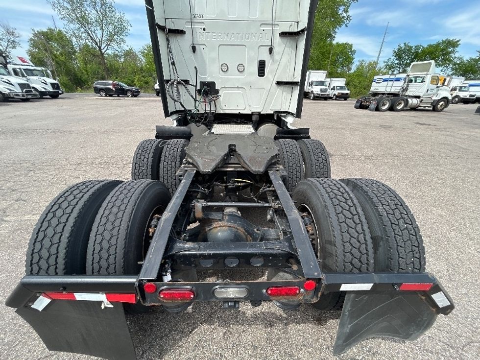Sleeper Tractor-Heavy Duty Tractors-International-2022-LT625-Kalamazoo-MI-415,969\n\t\tmiles-$ 60,750 - Image 6