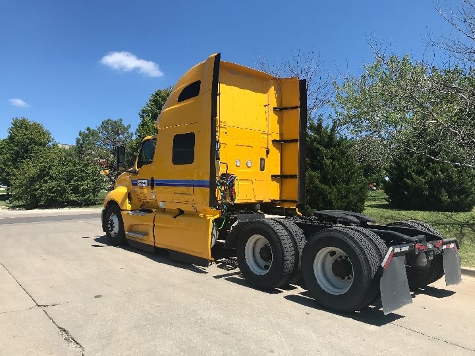 Sleeper Tractor-Heavy Duty Tractors-International-2022-LT625-Kansas City-MO-547,386\n\t\tmiles-$ 45,250 - Image 5