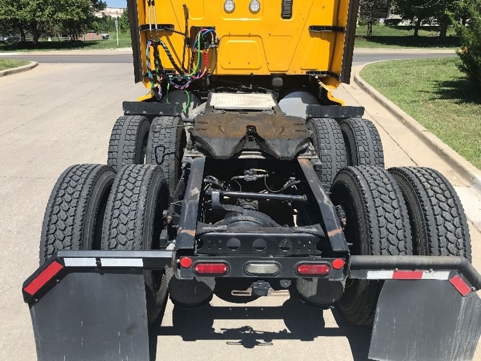 Sleeper Tractor-Heavy Duty Tractors-International-2022-LT625-Kansas City-MO-547,386\n\t\tmiles-$ 45,250 - Image 6