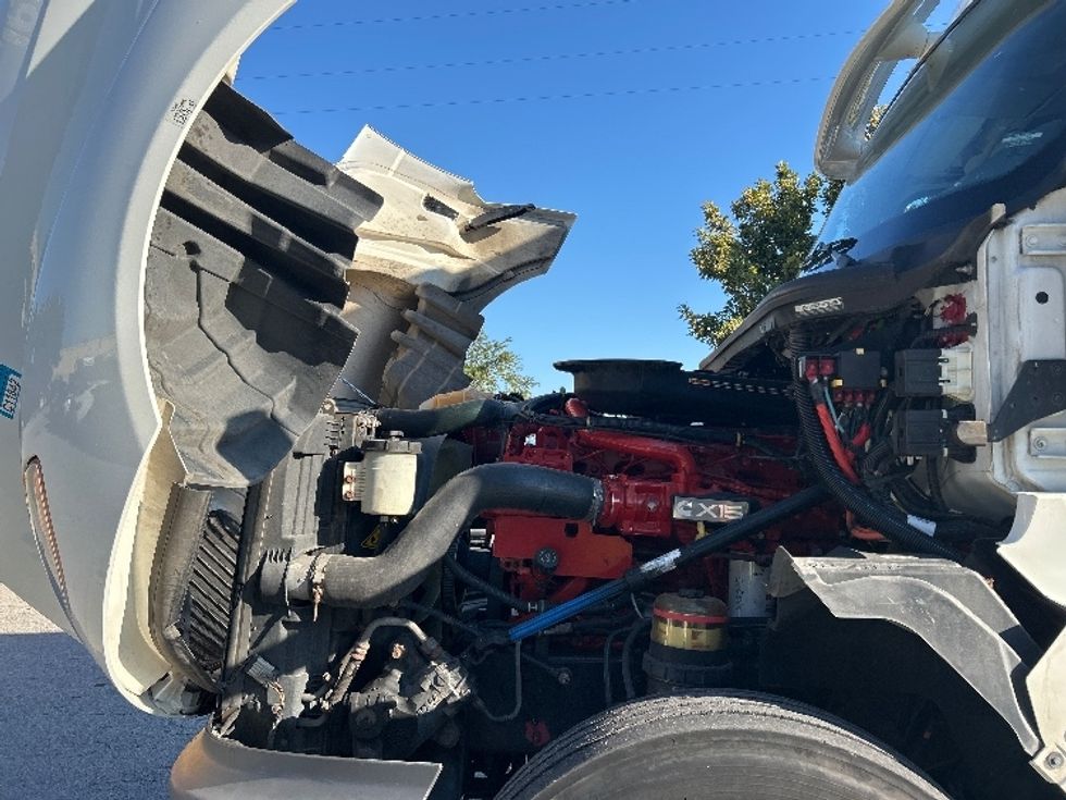 Sleeper Tractor-Heavy Duty Tractors-International-2022-LT625-Katy-TX-360,927\n\t\tmiles-$ 71,500 - Image 20