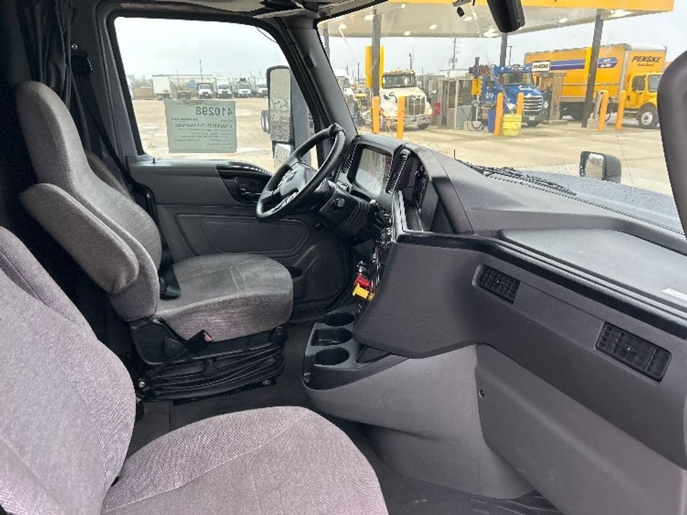 Sleeper Tractor-Heavy Duty Tractors-International-2022-LT625-Katy-TX-364,999\n\t\tmiles-$ 48,250 - Image 15