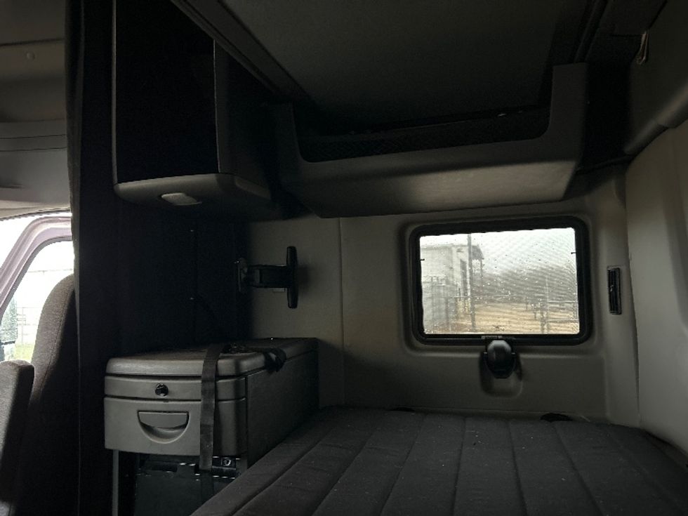 Sleeper Tractor-Heavy Duty Tractors-International-2022-LT625-Katy-TX-364,999\n\t\tmiles-$ 48,250 - Image 19