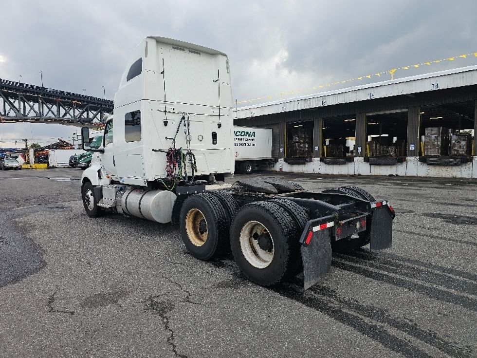 Sleeper Tractor-Heavy Duty Tractors-International-2022-LT625-Kearny-NJ-311,035\n\t\tmiles-$ 52,000 - Image 5