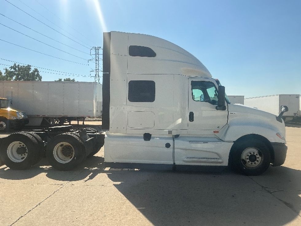 Sleeper Tractor-Heavy Duty Tractors-International-2022-LT625-Kentwood-MI-400,231\n\t\tmiles-$ 63,000 - Image 8