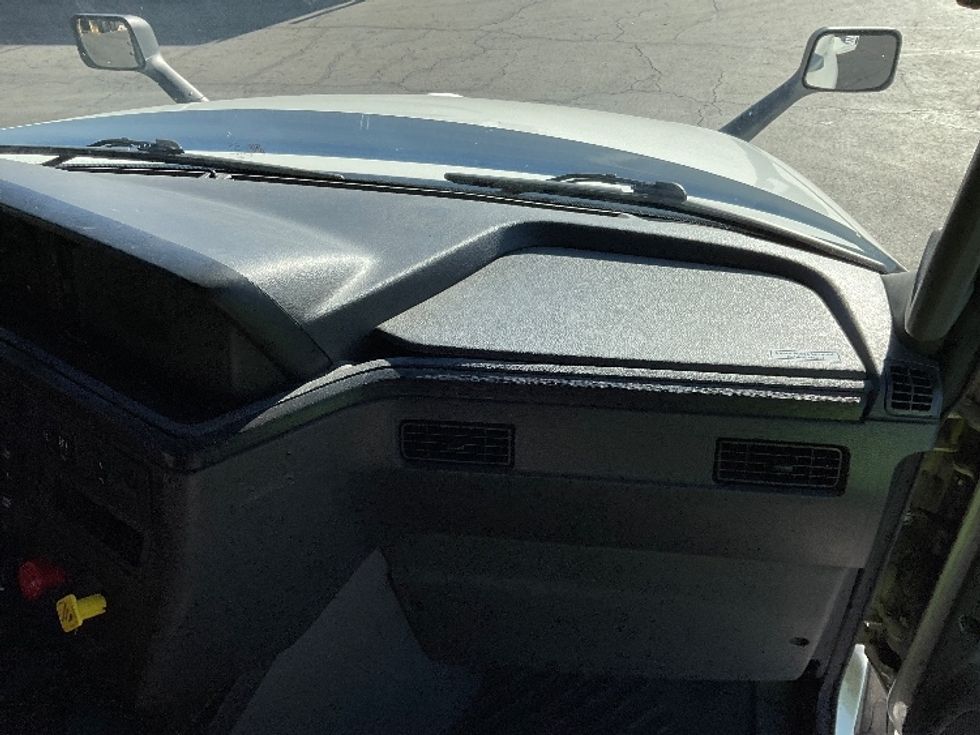 Sleeper Tractor-Heavy Duty Tractors-International-2022-LT625-Las Vegas-NV-348,712\n\t\tmiles-$ 71,000 - Image 14