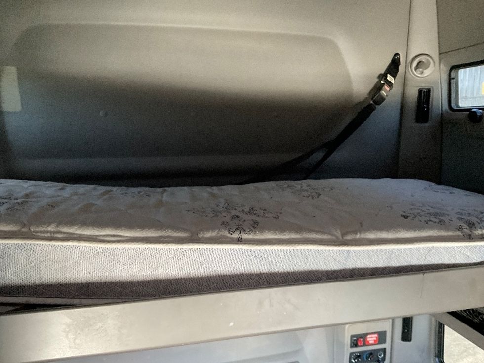 Sleeper Tractor-Heavy Duty Tractors-International-2022-LT625-Las Vegas-NV-348,712\n\t\tmiles-$ 71,000 - Image 17