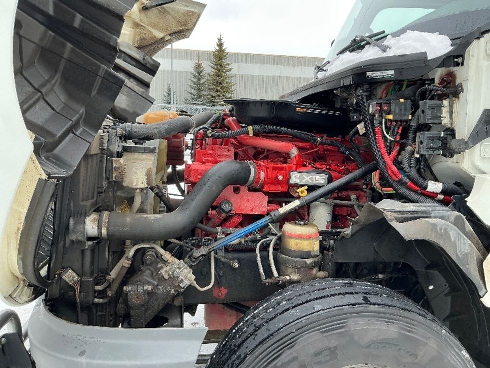 Sleeper Tractor-Heavy Duty Tractors-International-2022-LT625-Lethbridge-AB-626,143\n\t\tkm-$ 87,500 - Image 17