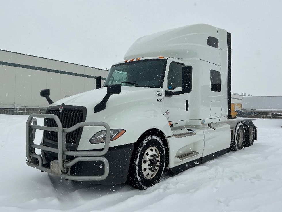Sleeper Tractor-Heavy Duty Tractors-International-2022-LT625-Lethbridge-AB-679,351\n\t\tkm-$ 80,750 - Image 3