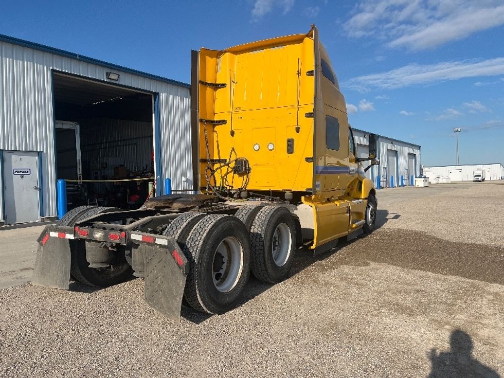 Sleeper Tractor-Heavy Duty Tractors-International-2022-LT625-Lincoln-ND-416,872\n\t\tmiles-$ 55,000 - Image 7