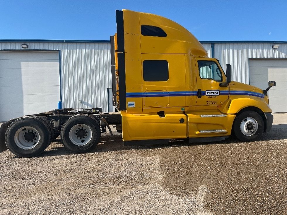 Sleeper Tractor-Heavy Duty Tractors-International-2022-LT625-Lincoln-ND-416,872\n\t\tmiles-$ 55,000 - Image 8