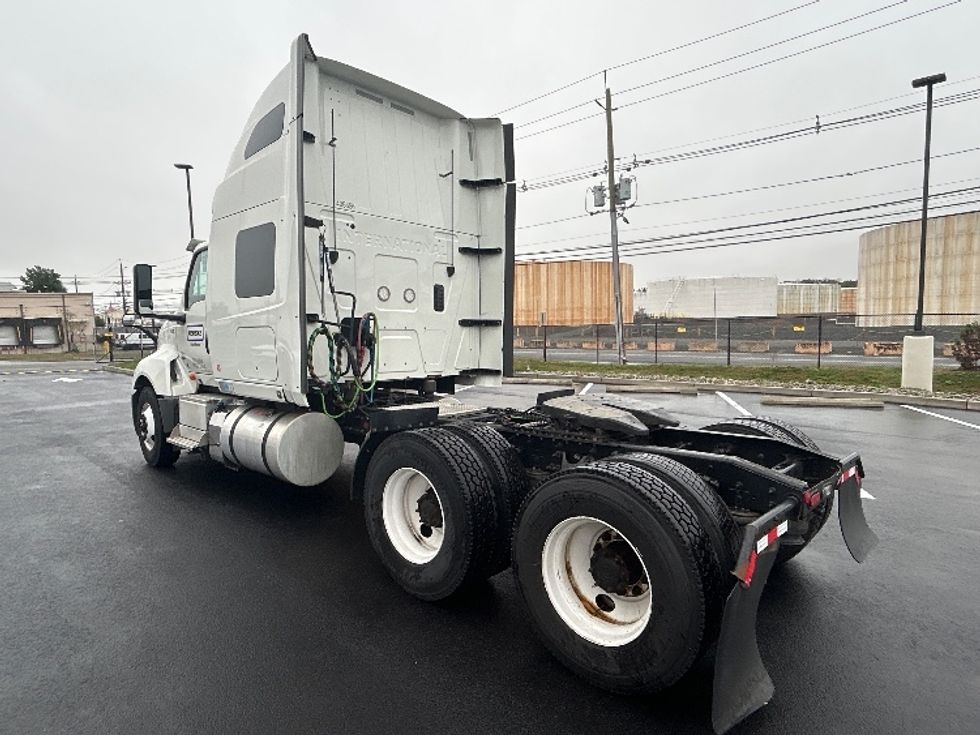 Sleeper Tractor-Heavy Duty Tractors-International-2022-LT625-Linden-NJ-250,560\n\t\tmiles-$ 74,250 - Image 5