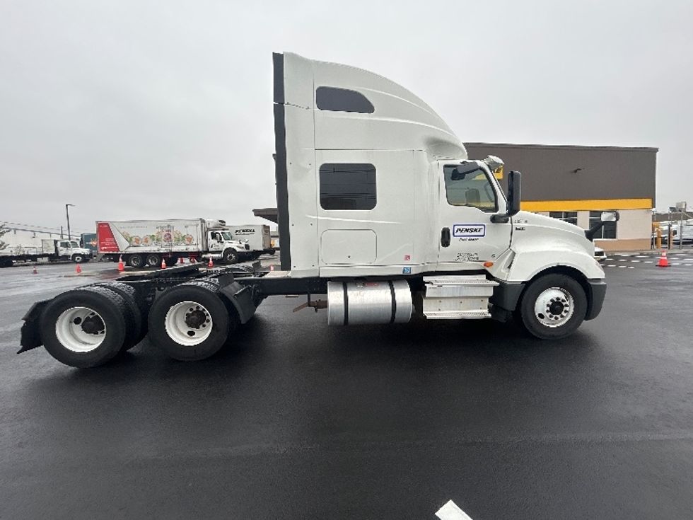 Sleeper Tractor-Heavy Duty Tractors-International-2022-LT625-Linden-NJ-250,560\n\t\tmiles-$ 74,250 - Image 8
