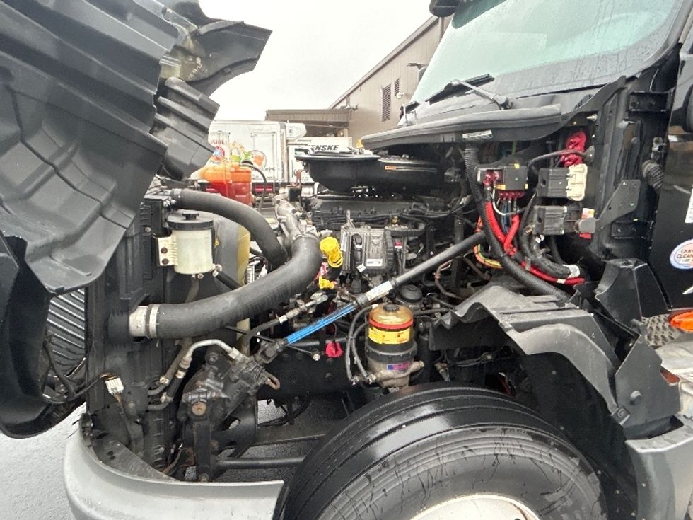 Sleeper Tractor-Heavy Duty Tractors-International-2022-LT625-Linden-NJ-345,350\n\t\tmiles-$ 48,500 - Image 21