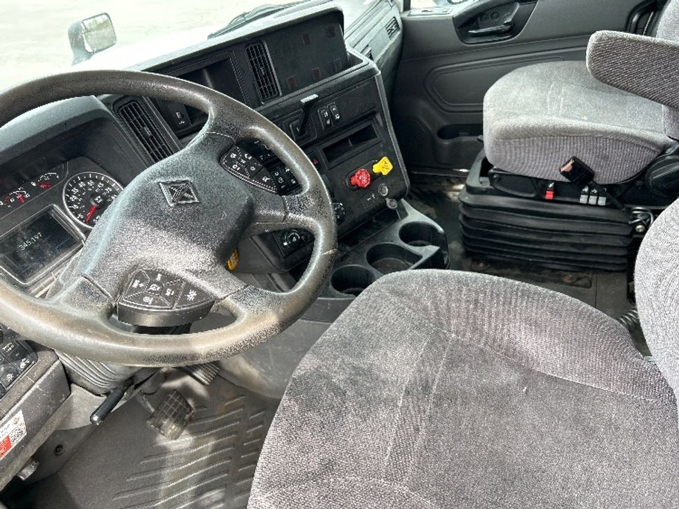 Sleeper Tractor-Heavy Duty Tractors-International-2022-LT625-Liverpool-NY-345,215\n\t\tmiles-$ 66,250 - Image 10