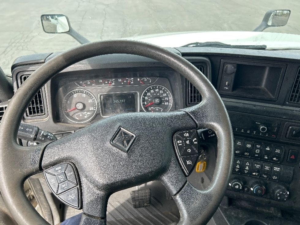 Sleeper Tractor-Heavy Duty Tractors-International-2022-LT625-Liverpool-NY-345,215\n\t\tmiles-$ 66,250 - Image 11